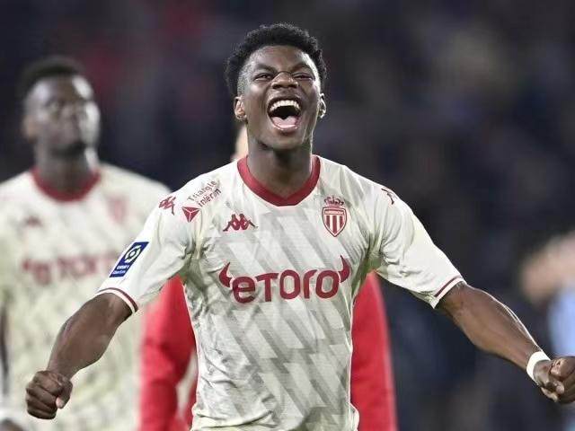 fb体育官网-【早报】准备罢训？莱万：我心已死只想离开拜仁！