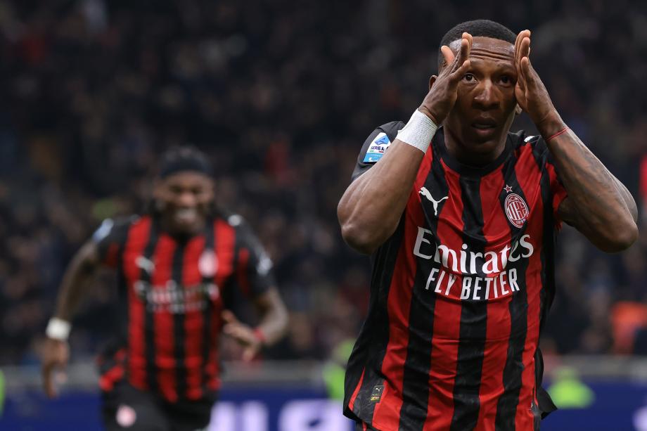 意甲-埃斯图皮尼安处子球 米兰1-0国米德比三连胜