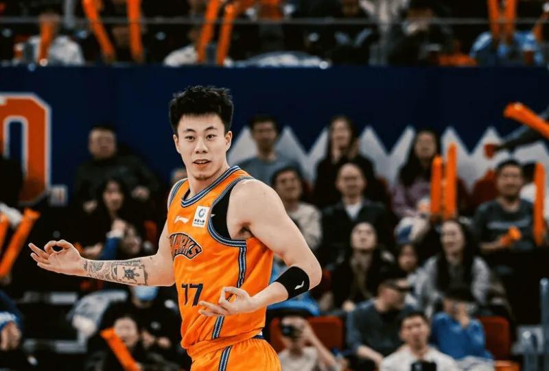 fb体育-上海95-78战胜广州 球员评价：2人满分，3人及格，6人低迷