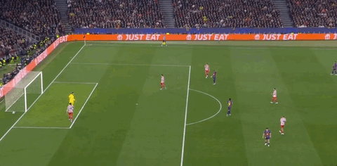 fb体育官网-孔德：次回合以11人应战的巴萨能在场上压制马竞，打进三个球